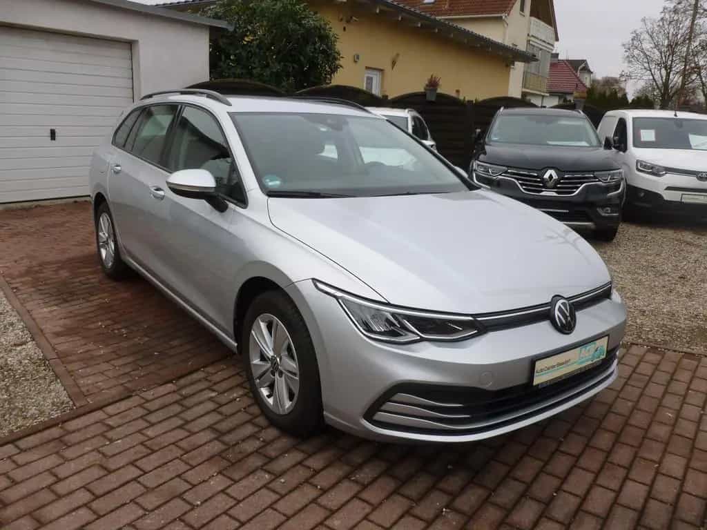 Volkswagen Golf VIII Variant Life Digi.Cockpit/LED/Navi/DAB 05/2021-photo-6