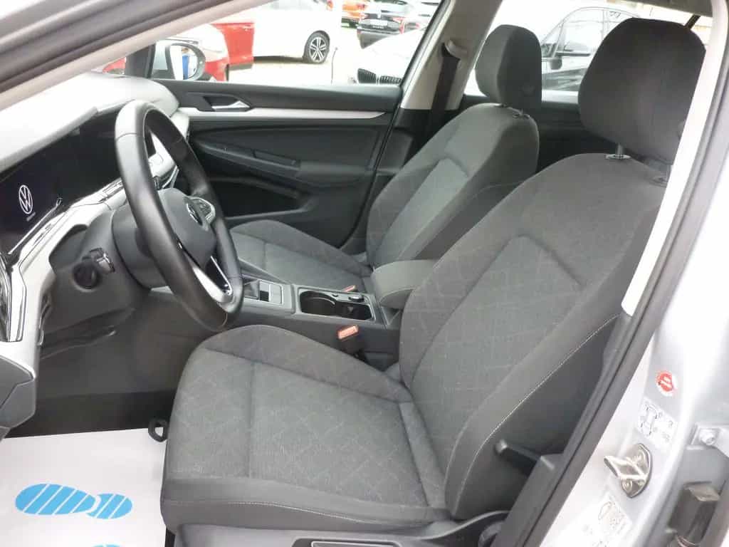 Volkswagen Golf VIII Variant Life Digi.Cockpit/LED/Navi/DAB 05/2021-photo-8