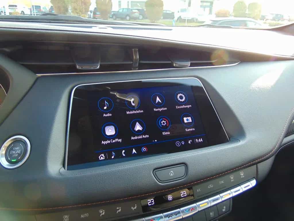 Cadillac XT4 Sport 2.0 Turbo AHK+LED+Navi+SHZ+Panoramadac 07/2023-photo-13