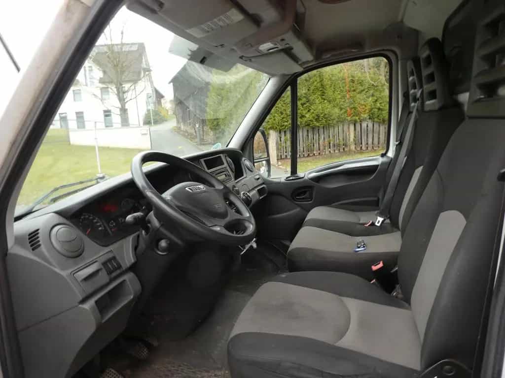 Iveco ANDERE Daily Kasten HKa 35 S... Radstand 3950 02/2014-photo-5