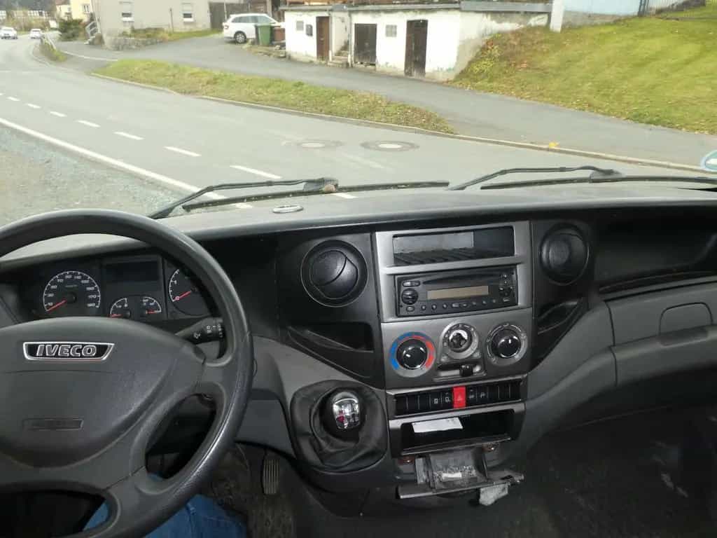 Iveco ANDERE Daily Kasten HKa 35 S... Radstand 3950 02/2014-photo-6