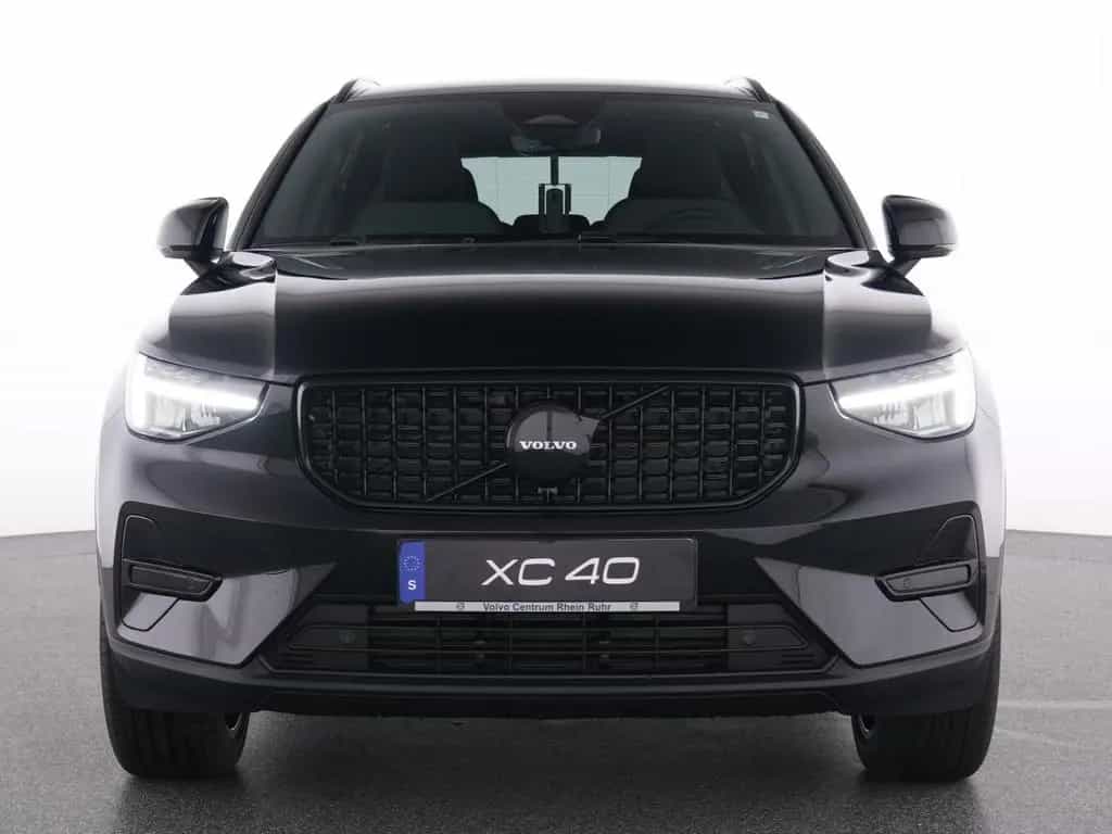 Volvo XC40 B3 Plus Black Edition+ 11/2025-photo-14