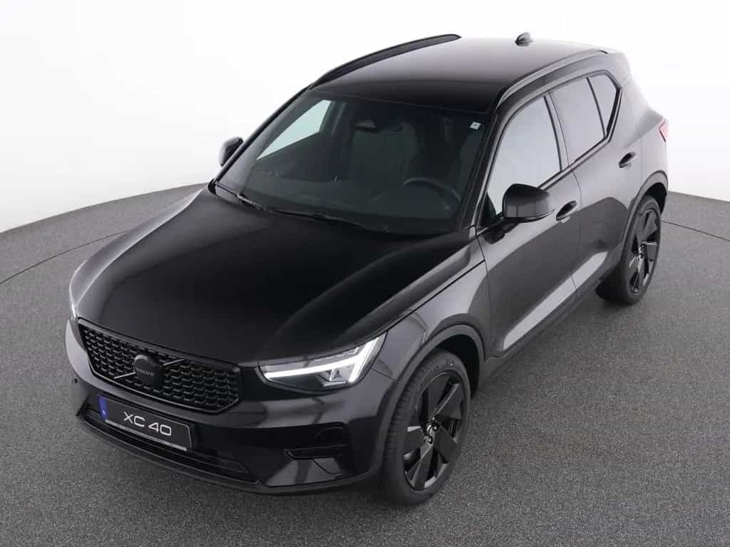 Volvo XC40 B3 Plus Black Edition+ 11/2025-photo-17