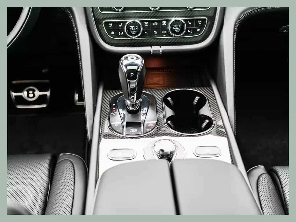 Bentley Bentayga Speed // BENTLEY DÜSSELDORF 12/2025-photo-16