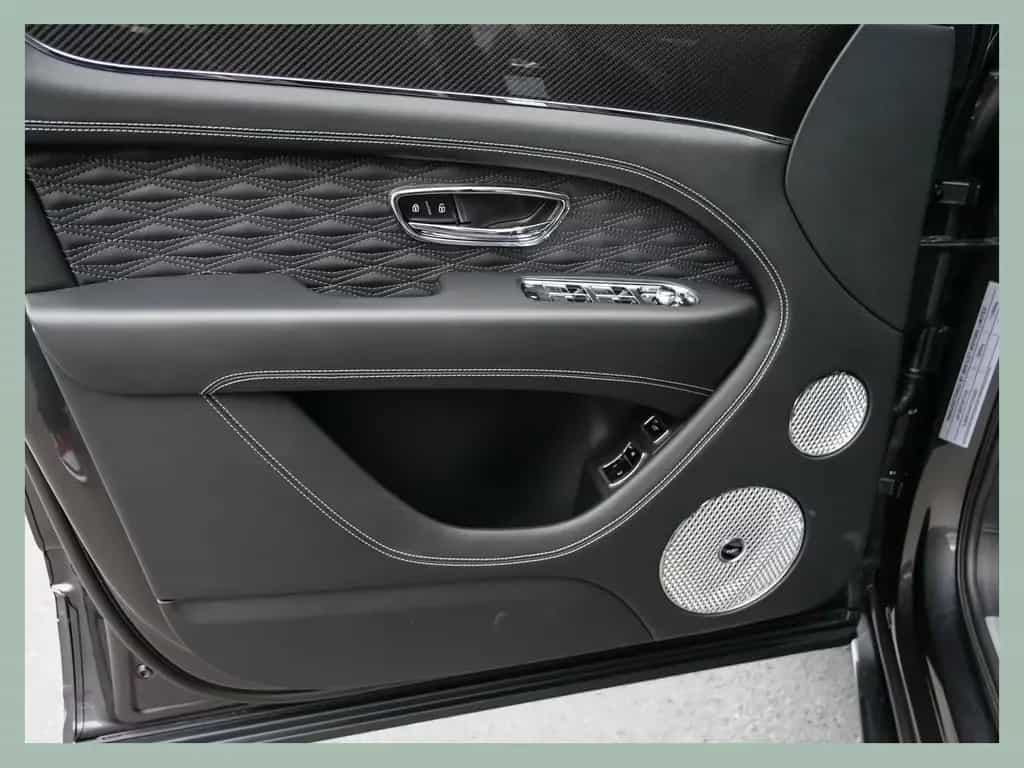 Bentley Bentayga Speed // BENTLEY DÜSSELDORF 12/2025-photo-23