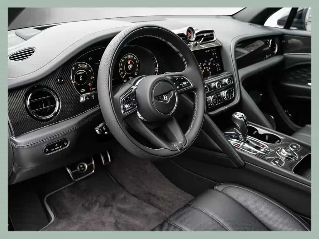 Bentley Bentayga Speed // BENTLEY DÜSSELDORF 12/2025-photo-6