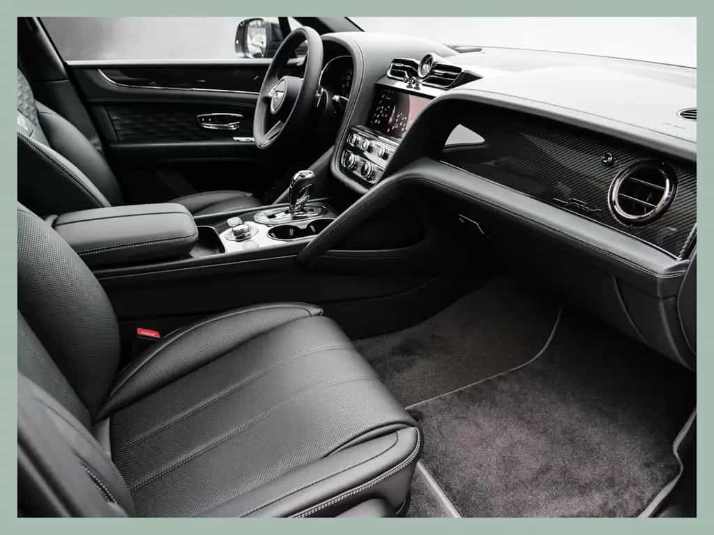 Bentley Bentayga Speed // BENTLEY DÜSSELDORF 12/2025-photo-9