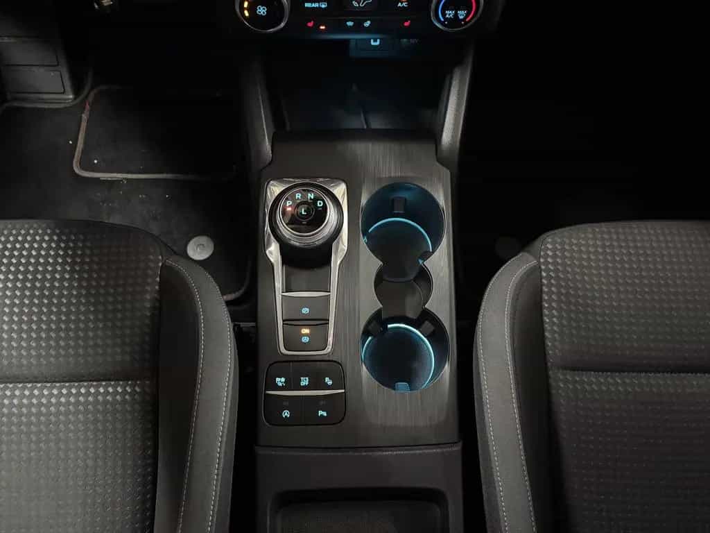 Ford Focus Lim. Cool & Connect ATG *SHZ*NAV*LED* 01/2020-photo-12