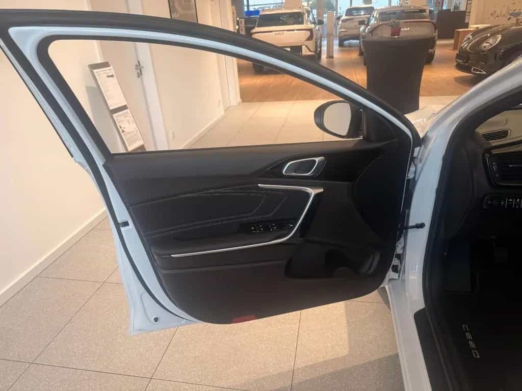Kia Ceed 1.0 T-GDI Nightline Edition *AKTION WKR* 11/2024-photo-10