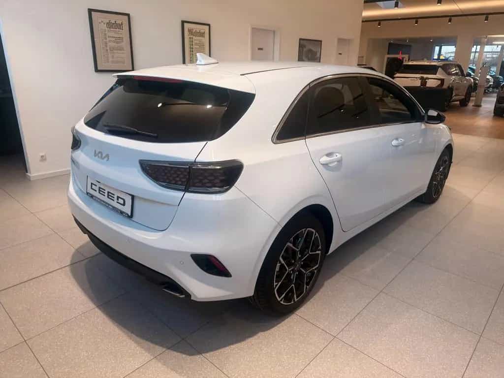 Kia Ceed 1.0 T-GDI Nightline Edition *AKTION WKR* 11/2024-photo-3
