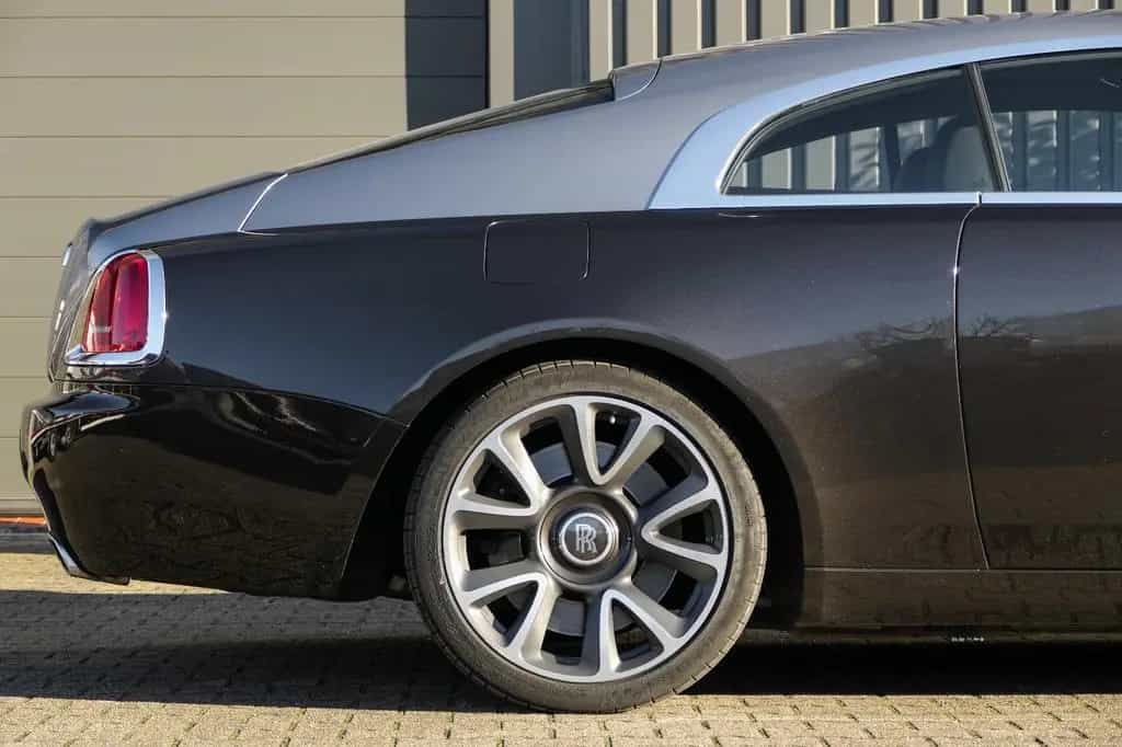 Rolls-Royce Wraith Two-Tone Starlight Headliner 21" 07/2017-photo-26