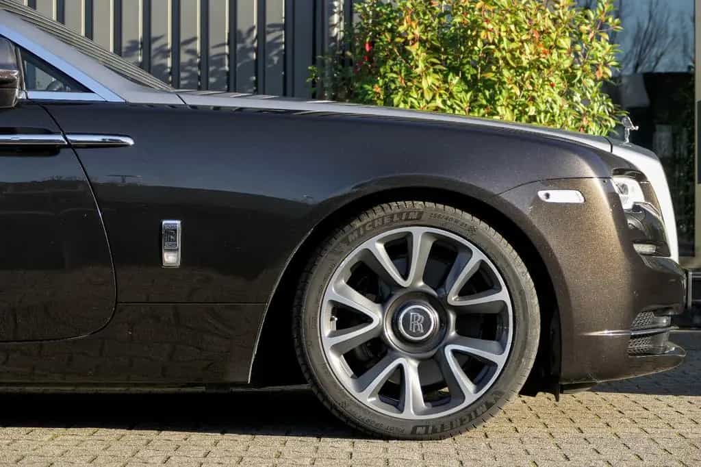 Rolls-Royce Wraith Two-Tone Starlight Headliner 21" 07/2017-photo-27