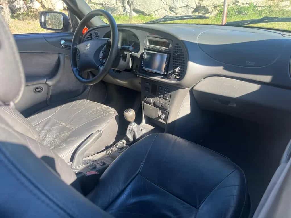 Saab 9-3 2.0i 16V cat 5 porte SE 11/1999-photo-5