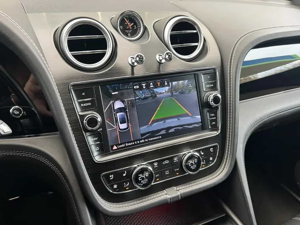 Bentley Bentayga 4.0D/CARBON/MULLINER/PANO/FOND ENT/360 02/2017-photo-16
