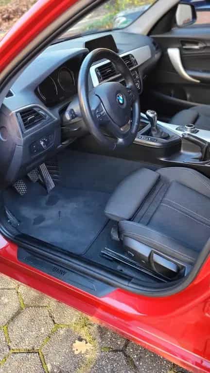 BMW 1 Series 118i -5-tür, LED, LM-Felg, Sportsitze, gepflegt 12/2017-photo-6