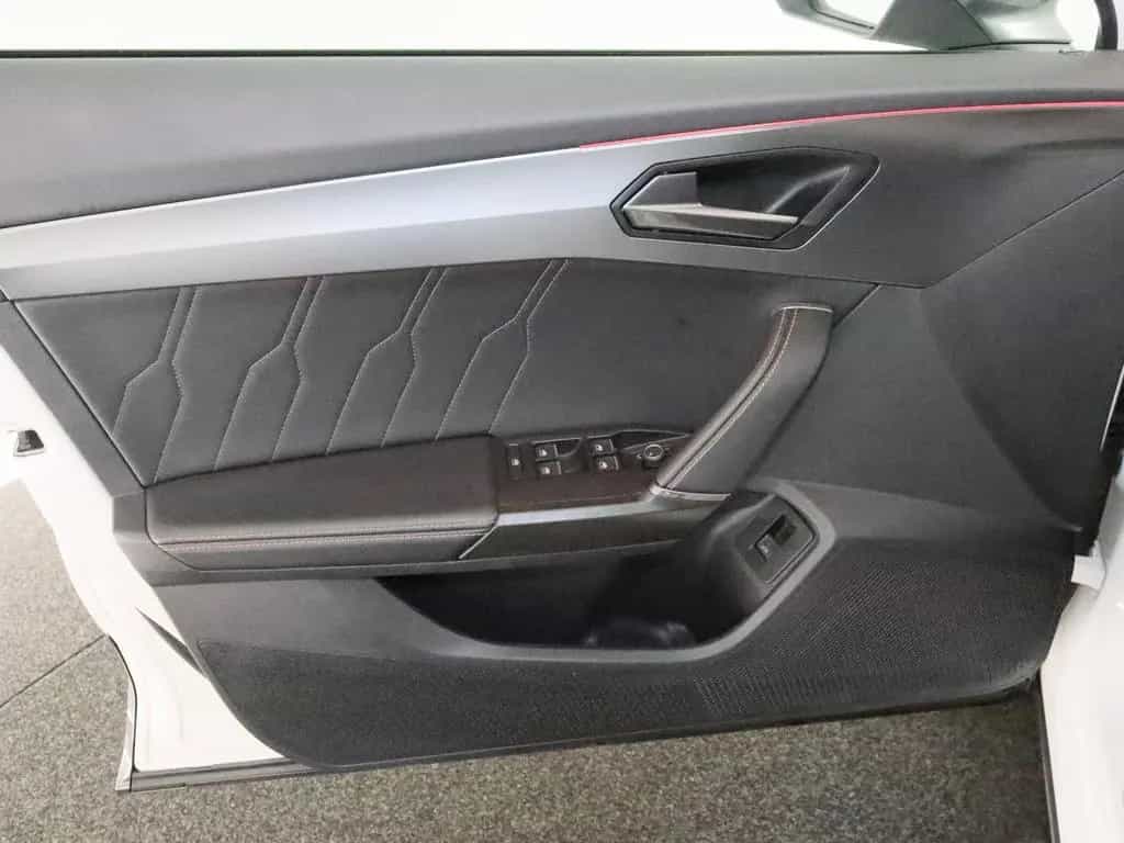 Cupra Formentor 2.0 TSI 4Drive PANO NAVI KAMERA DCC 08/2023-photo-17