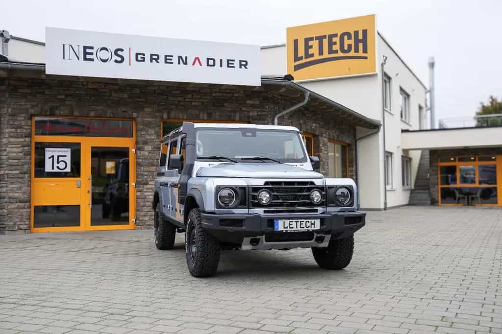 INEOS Grenadier 3.0L Diesel Trialmaster Edition null-photo-0
