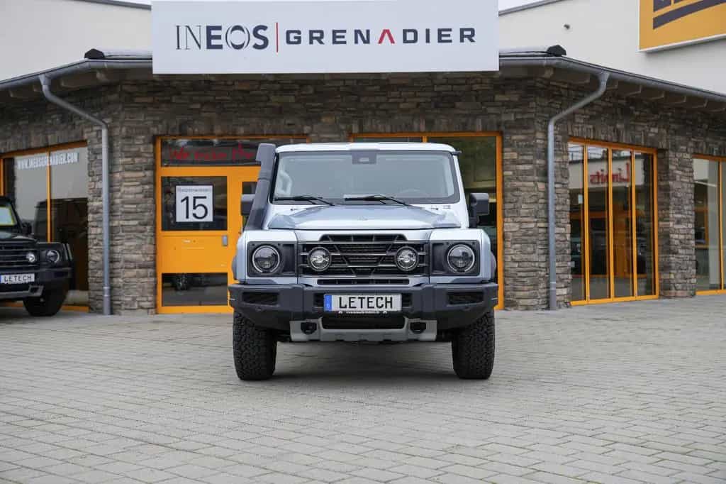 INEOS Grenadier 3.0L Diesel Trialmaster Edition null-photo-1