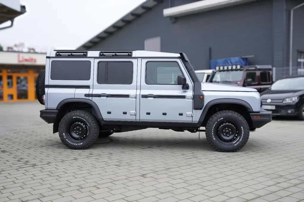INEOS Grenadier 3.0L Diesel Trialmaster Edition null-photo-4