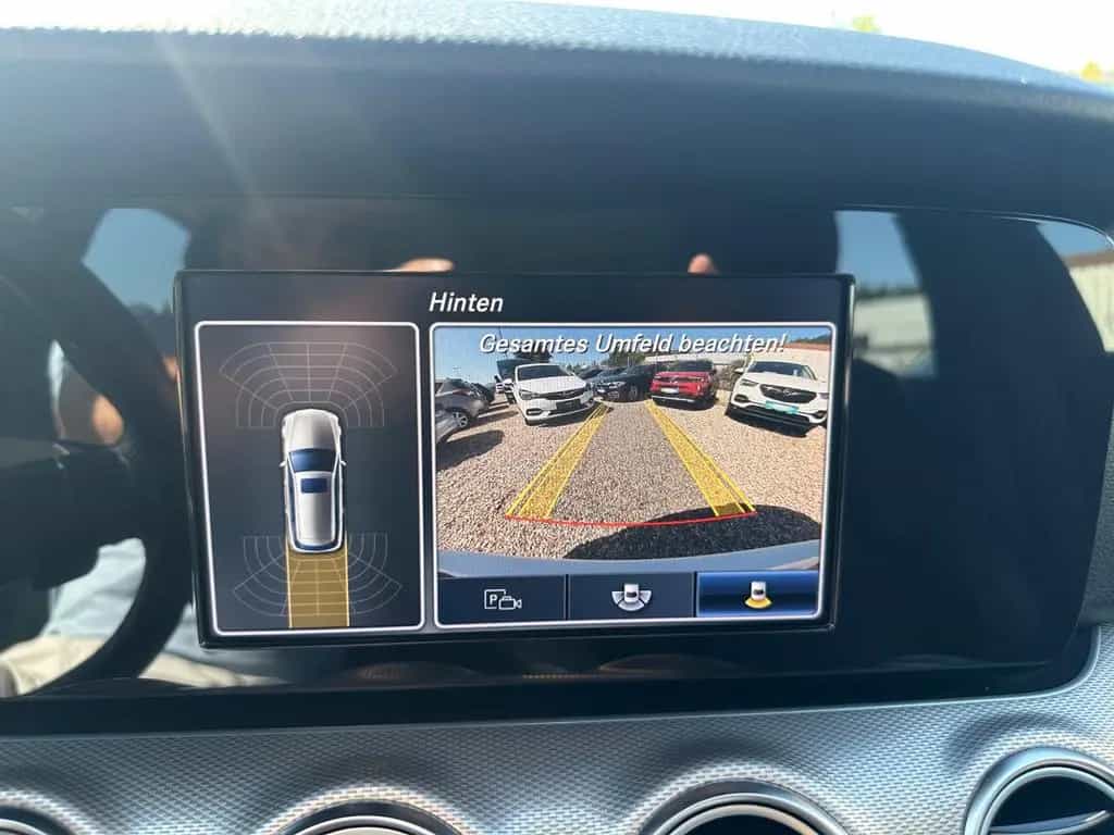 Mercedes-Benz E-Class 200 T-Modell Avantgarde Navi LED Kamera 11/2016-photo-12