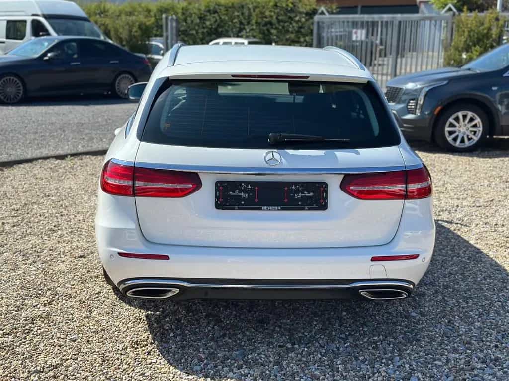Mercedes-Benz E-Class 200 T-Modell Avantgarde Navi LED Kamera 11/2016-photo-4
