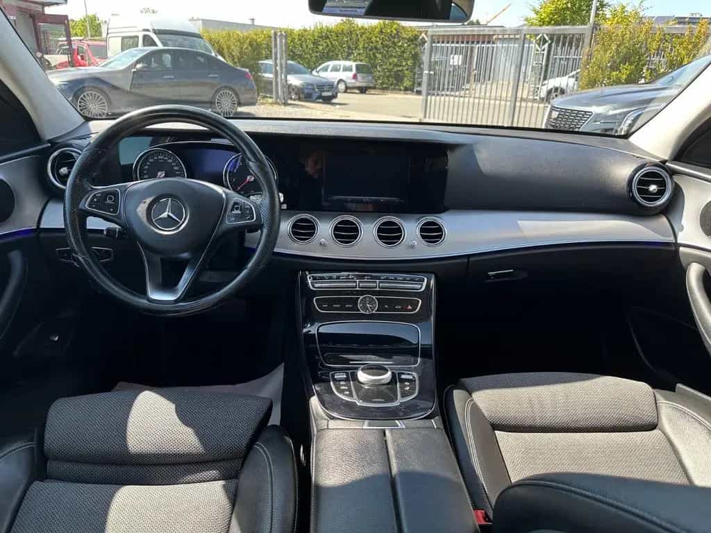 Mercedes-Benz E-Class 200 T-Modell Avantgarde Navi LED Kamera 11/2016-photo-7