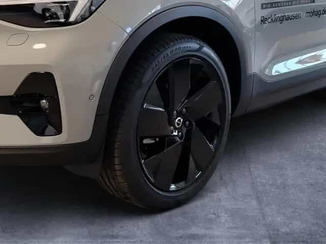 Volvo XC40 B3 Plus Black Edition StandHz 360Grad H&K M 10/2025-photo-5