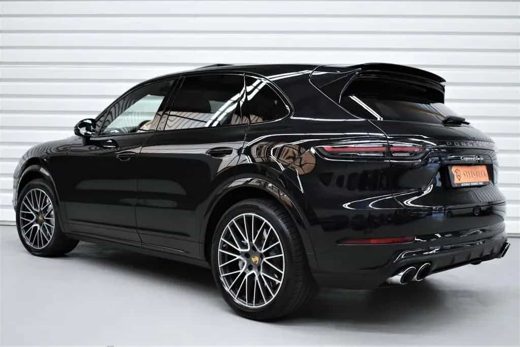 Porsche Cayenne Turbo+Totwinkel+Chrono+Soft-Close+BOSE 08/2019-photo-1