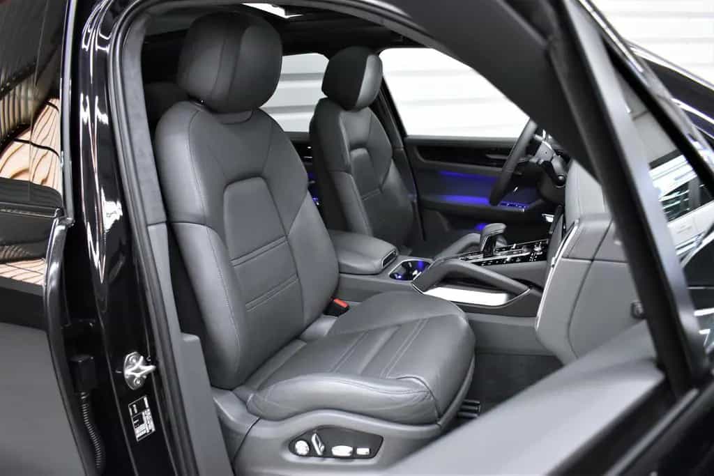 Porsche Cayenne Turbo+Totwinkel+Chrono+Soft-Close+BOSE 08/2019-photo-11