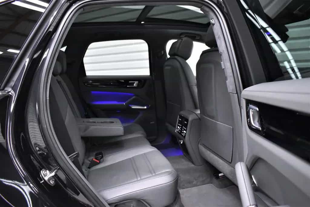 Porsche Cayenne Turbo+Totwinkel+Chrono+Soft-Close+BOSE 08/2019-photo-14