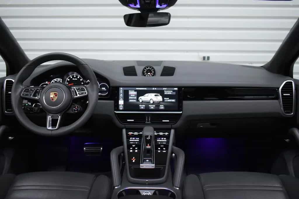 Porsche Cayenne Turbo+Totwinkel+Chrono+Soft-Close+BOSE 08/2019-photo-17
