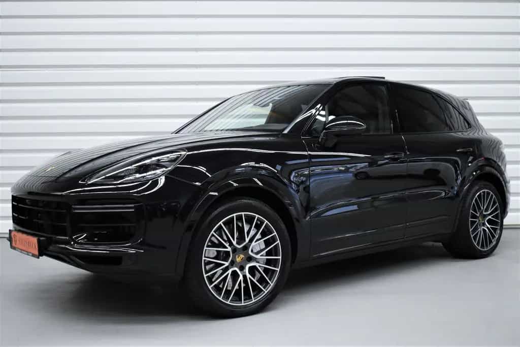 Porsche Cayenne Turbo+Totwinkel+Chrono+Soft-Close+BOSE 08/2019-photo-2