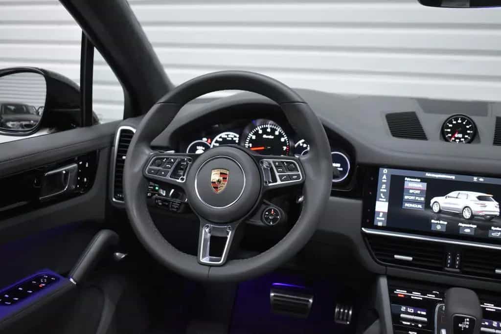 Porsche Cayenne Turbo+Totwinkel+Chrono+Soft-Close+BOSE 08/2019-photo-22