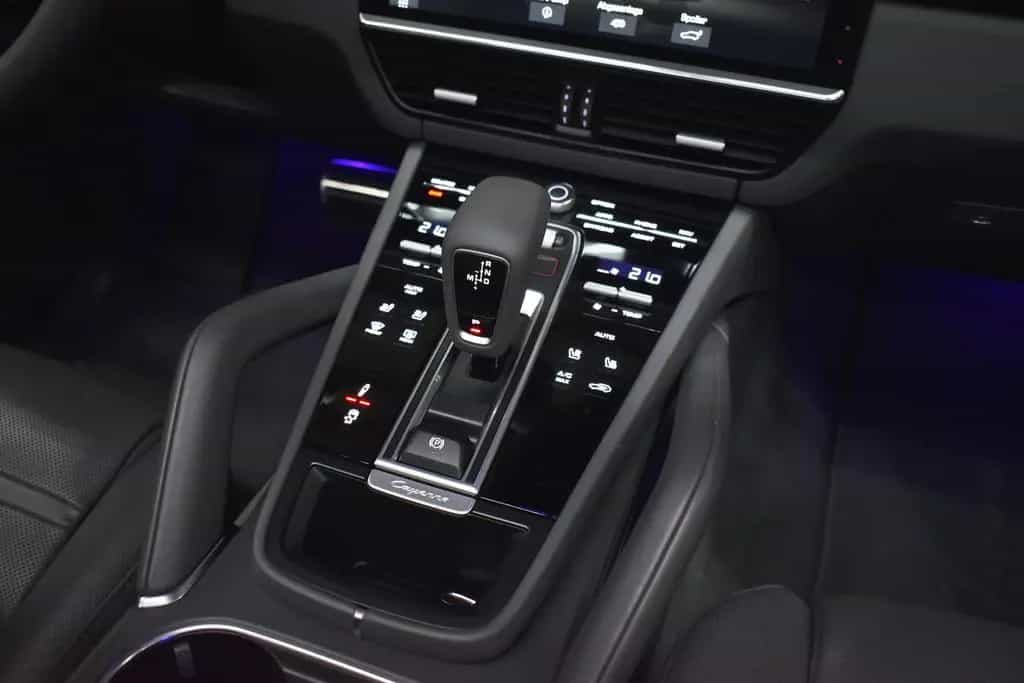 Porsche Cayenne Turbo+Totwinkel+Chrono+Soft-Close+BOSE 08/2019-photo-24