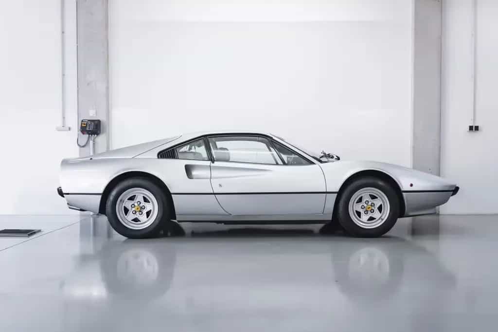 Ferrari 208 GTB *2. Hand / Arg. Nurburgring / Original* 07/1982-photo-2