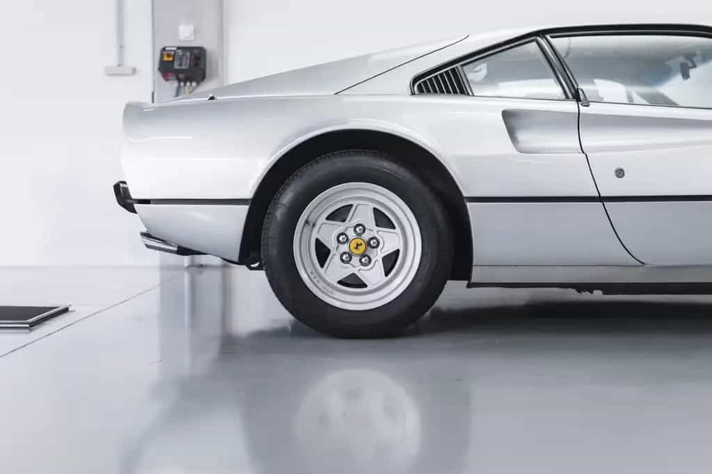 Ferrari 208 GTB *2. Hand / Arg. Nurburgring / Original* 07/1982-photo-3