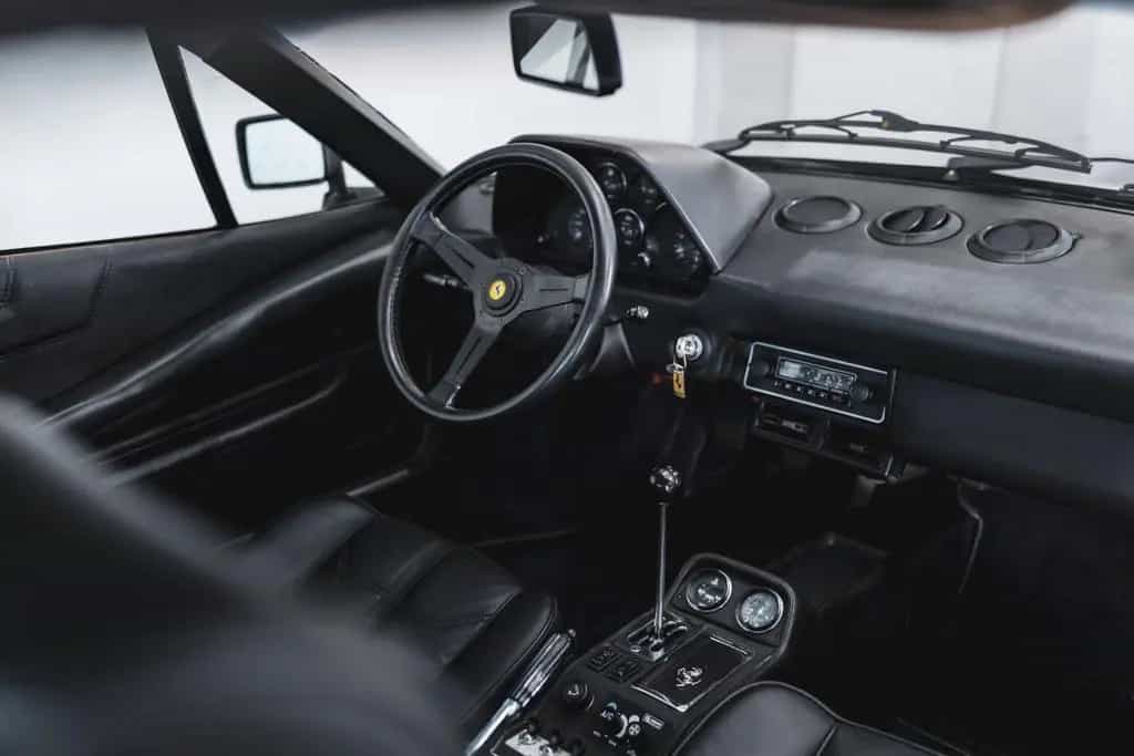 Ferrari 208 GTB *2. Hand / Arg. Nurburgring / Original* 07/1982-photo-31