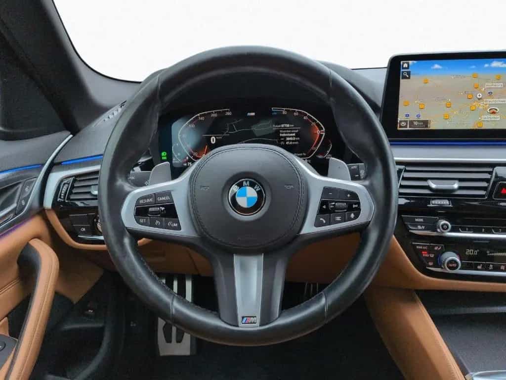 BMW 5 Series 520d Touring M Sport,LiCoPro,AdapLED,360°,HUD 09/2020-photo-12