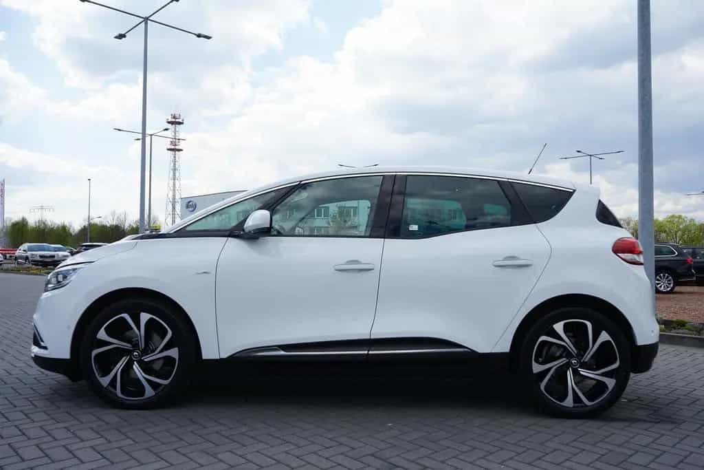 Renault Scenic 1.3 TCE BOSE Edition LED AHK Teilleder 03/2020-photo-8