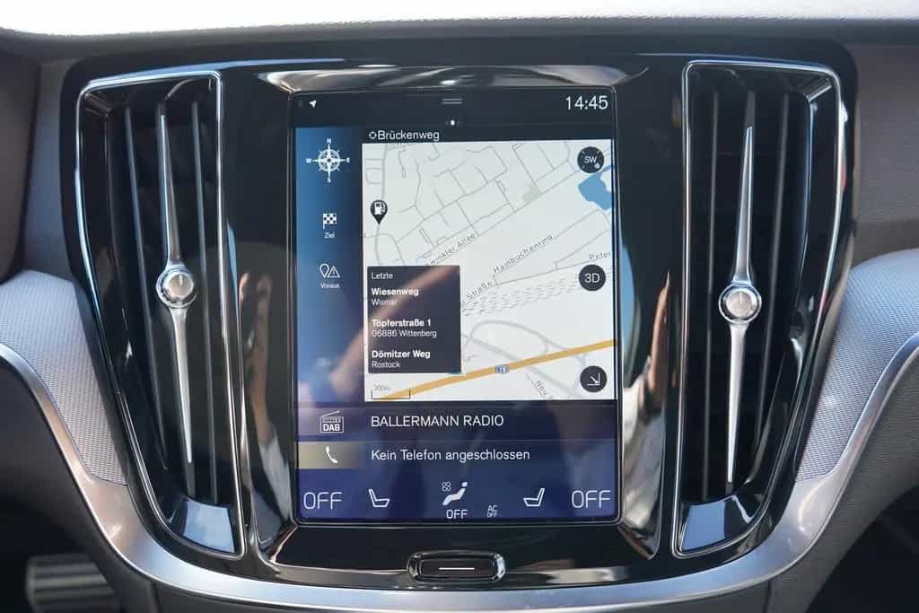 Volvo V60 T5 R-Design LED Navi HarmanKardon Keyless 01/2020-photo-15