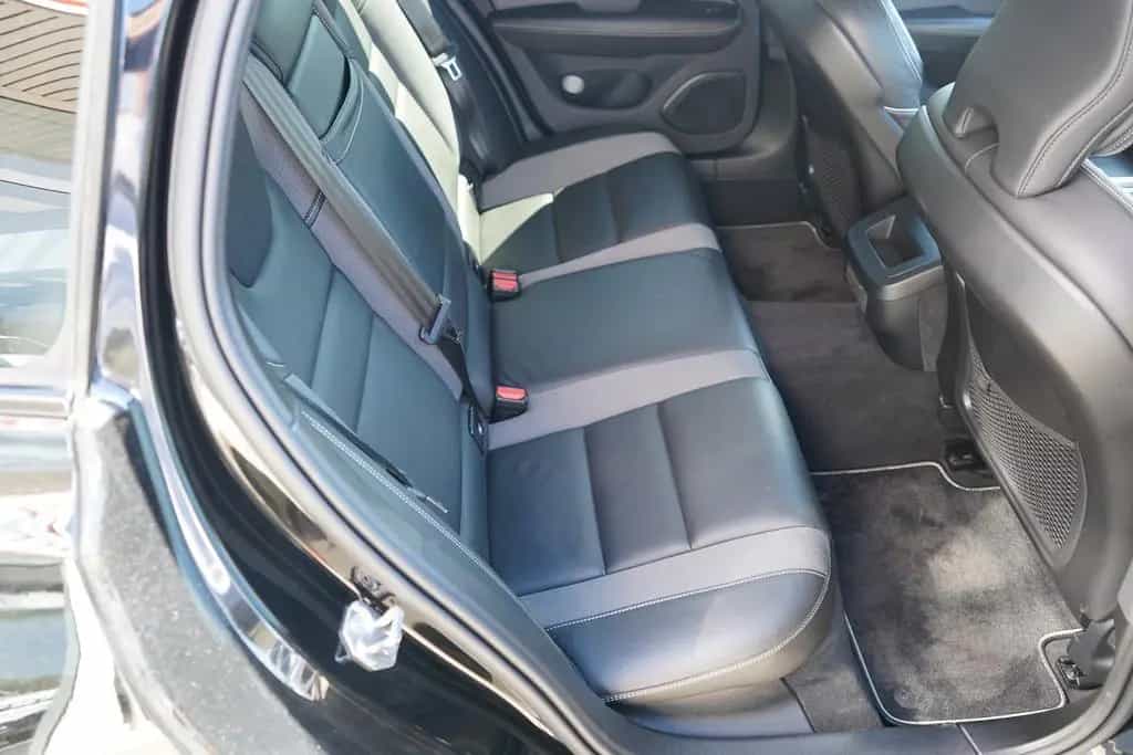Volvo V60 T5 R-Design LED Navi HarmanKardon Keyless 01/2020-photo-31