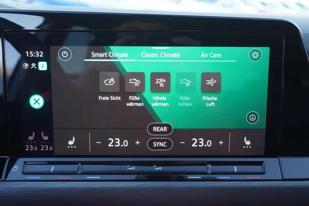 Volkswagen Golf VIII Variant Style eTSI DSG LED Navi ACC 07/2021-photo-19
