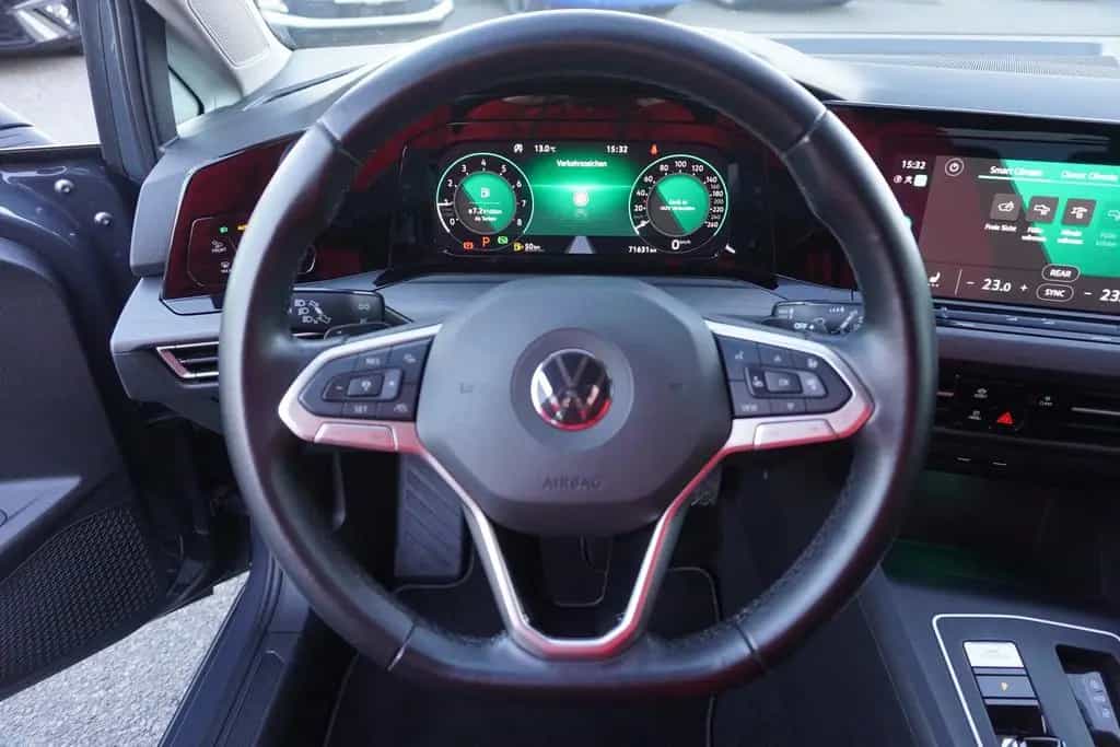 Volkswagen Golf VIII Variant Style eTSI DSG LED Navi ACC 07/2021-photo-22
