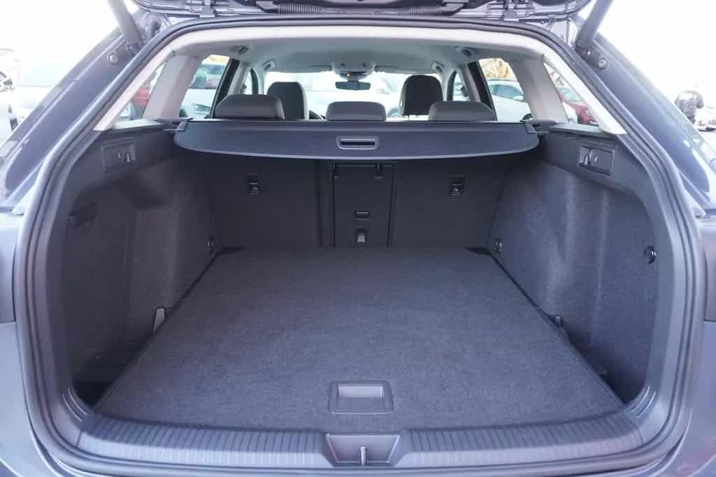 Volkswagen Golf VIII Variant Style eTSI DSG LED Navi ACC 07/2021-photo-32