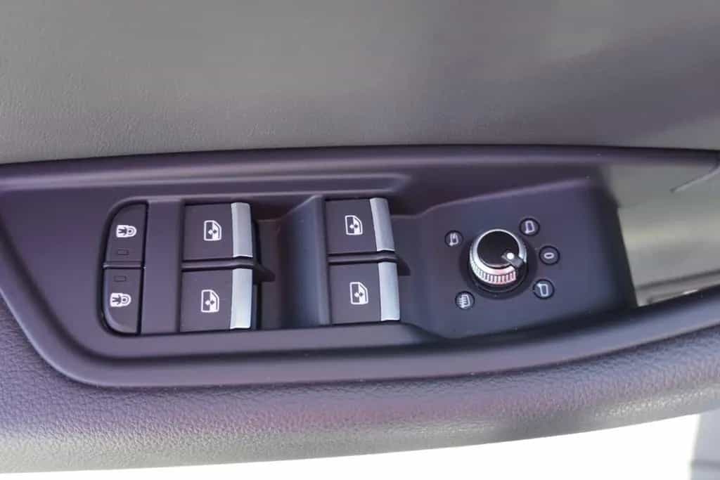 Audi A4 Avant 40 TDI Advanced S-Tronic LED Navi AHK 02/2021-photo-8