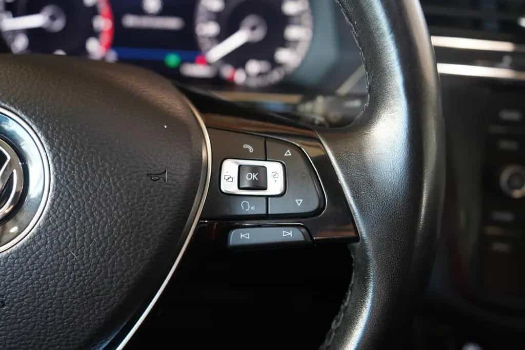 Volkswagen Tiguan Allspace 2.0 TSI DSGHighline Keyless-Go 04/2018-photo-21