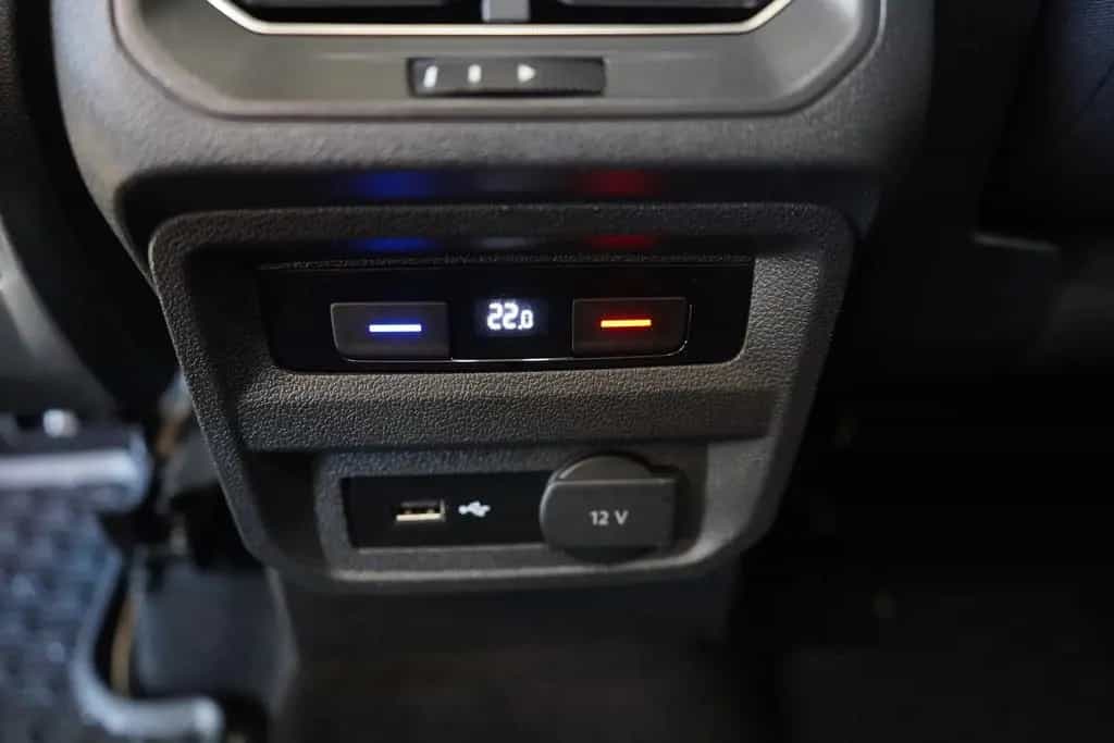 Volkswagen Tiguan Allspace 2.0 TSI DSGHighline Keyless-Go 04/2018-photo-29