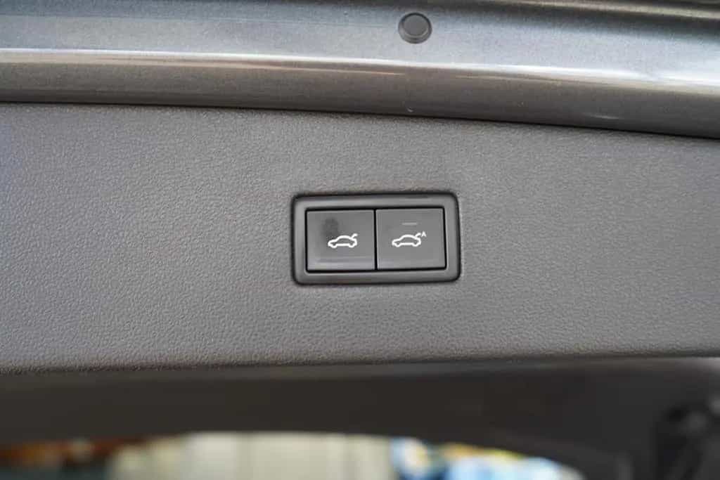 Volkswagen Tiguan Allspace 2.0 TSI DSGHighline Keyless-Go 04/2018-photo-31