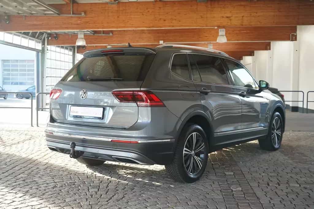 Volkswagen Tiguan Allspace 2.0 TSI DSGHighline Keyless-Go 04/2018-photo-4