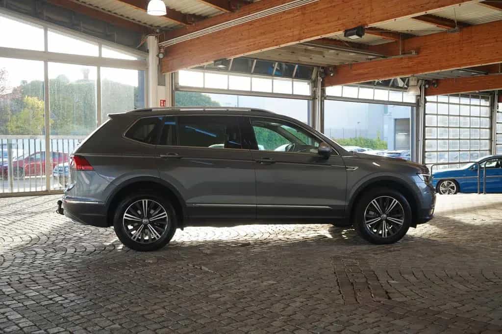 Volkswagen Tiguan Allspace 2.0 TSI DSGHighline Keyless-Go 04/2018-photo-5
